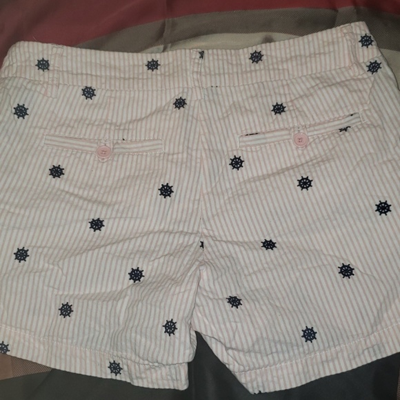 SHORTS - Picture 4 of 4